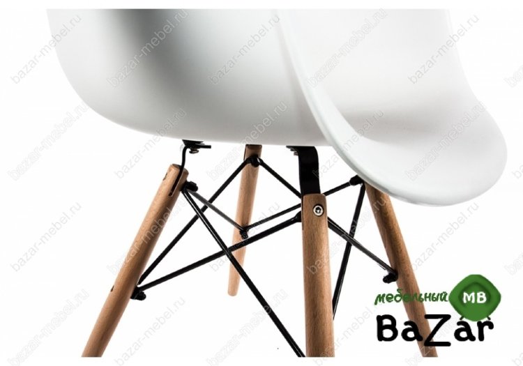 Стул Eames PC-019