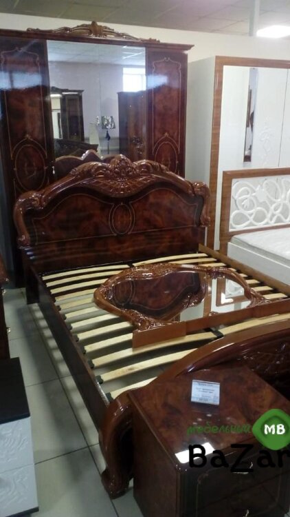 Спальня Джулиана орех