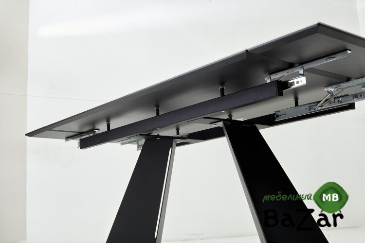 Стол Купер 160 Бежевый мрамор матовый, керамика / черный каркас