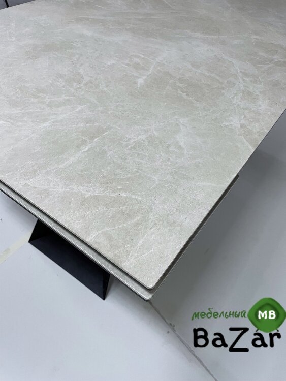 Стол Купер 160 Бежевый мрамор матовый, керамика / черный каркас