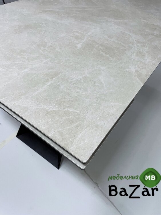 Стол Купер 160 Бежевый мрамор матовый, керамика / черный каркас